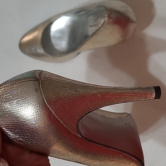 Jessica Simpson gold & silver heels size 8.5 - Picture 7 of 13